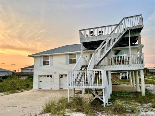 The Salt House by Gulf Coast Getaways