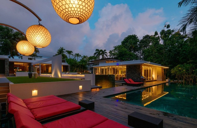 RE-APERTURA: ARCHITECT DREAM VILLA + DRIVER + CAR + CHEF