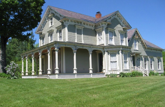 ¡Gran escapada de verano en las montañas verdes!