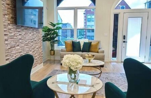 The Urban Manor “Modern luxury style”