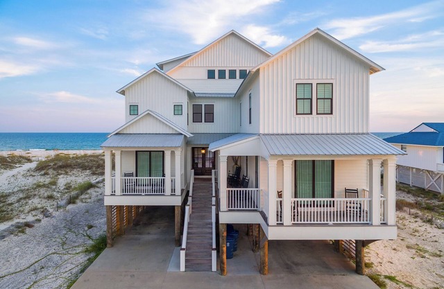 'Veranda' exclusivo, playa privada frente al golfo, piscina climatizada, ascensor, acceso para discapacitados