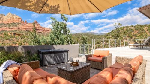 The Viewpoint by AvantStay Luxe Home SpaViews