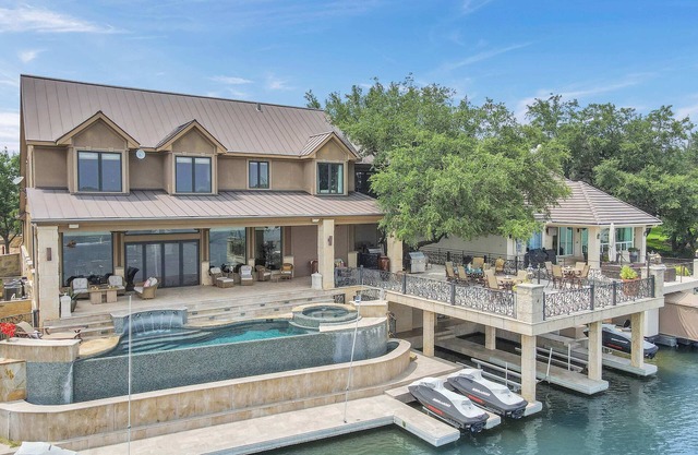 The Villa on Matern | Concierge Services