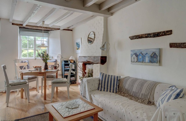 Historic cottage in Woodstock near Blenheim Palace-White Cottage