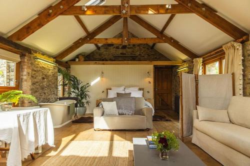 The Yard at Borough Farm