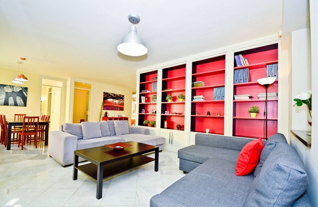 The Zentral Suites & Apartments
