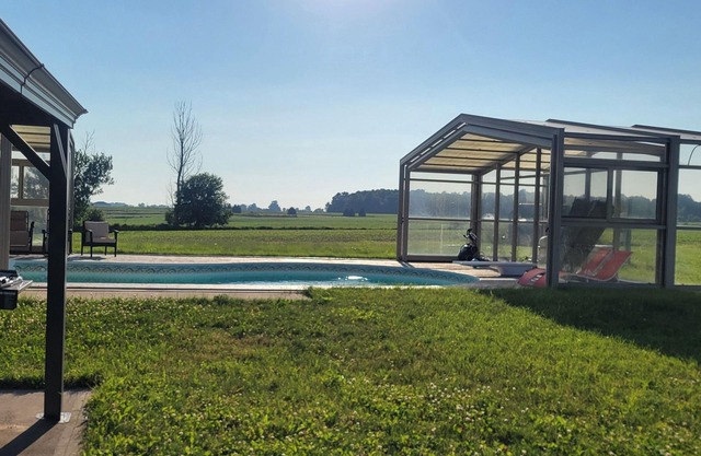 This apartment is a 3 bedroom(s), 1 bathrooms, located in London, ON.