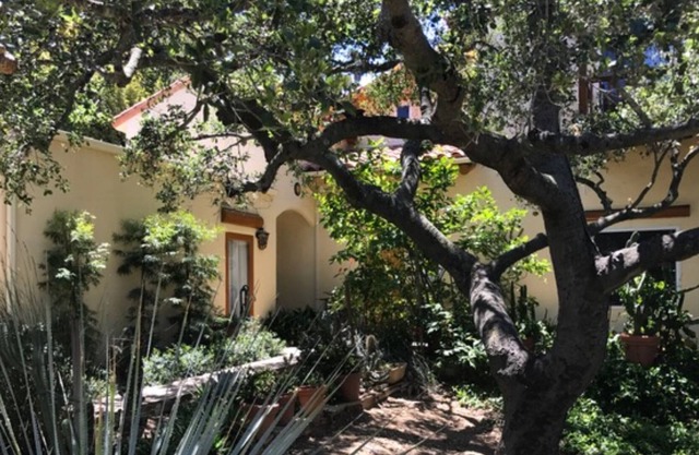 Esta Casa Se Encuentra En Malibu ~ 2 Millas Del Océano Pacífico