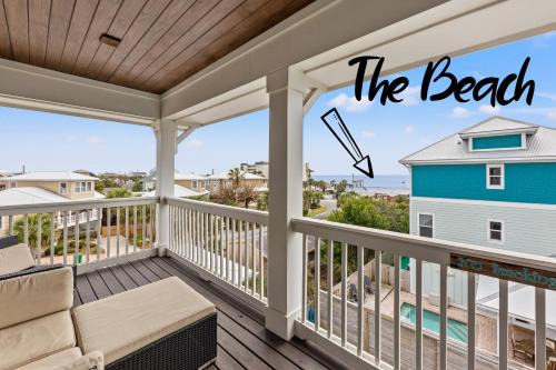 Three Master Bedrooms! Easy Beach Access! Gulf Views