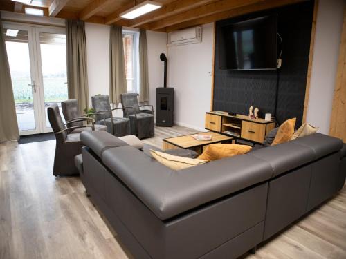 Tiny Home in Oirschot next to forest