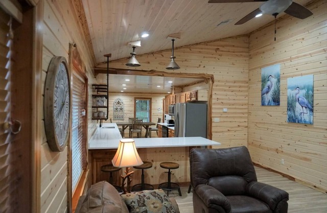 Nuevo listado - New Lake House - Vistas impresionantes, pesca y ubicación conveniente