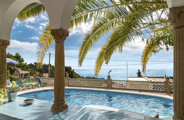 Tower Villa* Sea View*Pool
