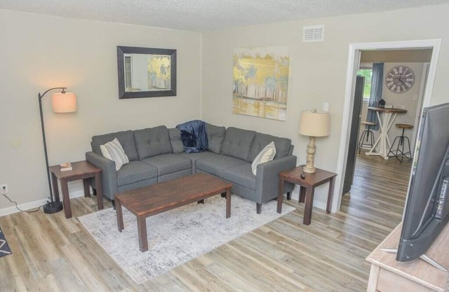 Townhomes Near the Bay - #6