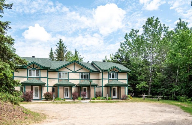 Townhouse On The Golf W Pool Access -aiglon 1717