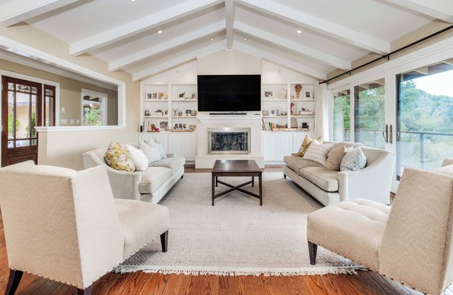 Tranquil 5 Bed/4.5 Bath Home in Tiburon Hills