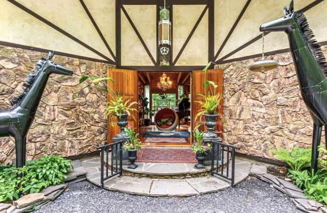 ¡NUEVO! Lujosa escapada romántica de Roxbury Villa, Villa Sposa: