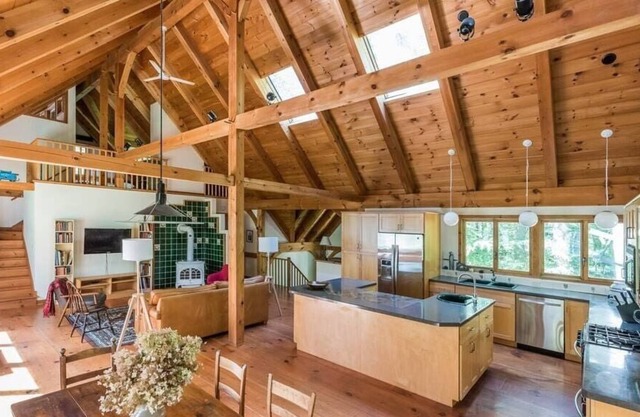 Casa de árbol moderna cerca de Great Barrington y Catamount