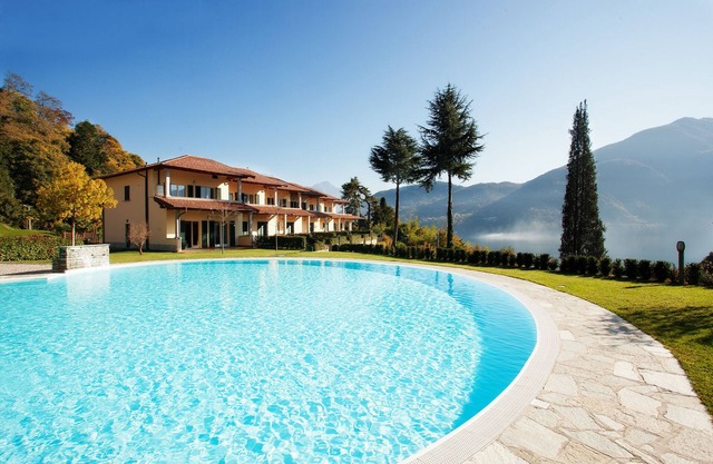 Lake view garden home tiene capacidad para 6 huéspedes con uso de piscina, sauna y jacuzzi