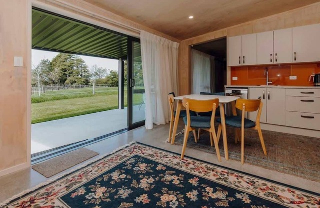 Tremorne Stay: Couples Retreat in Taranaki