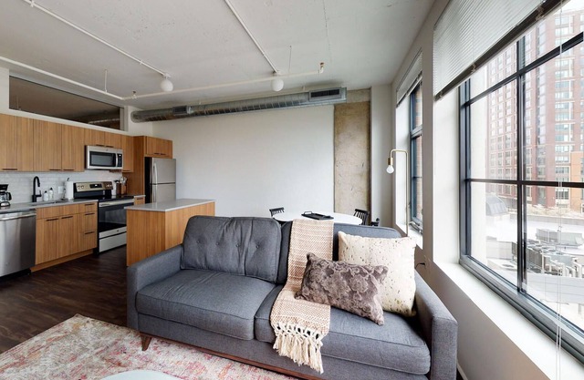 Trendy 2BR in The Foundry Near Amazon w/ Gym