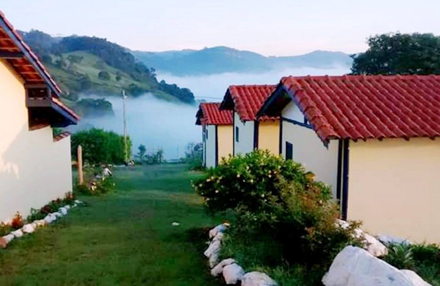 TRIPLE CHALET (2 + 1) - POUSADA