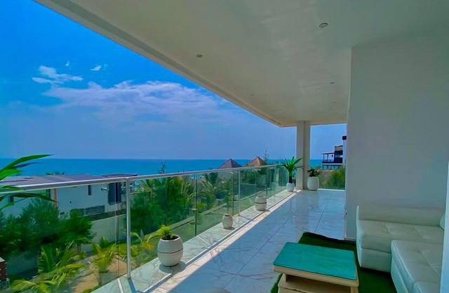 Tristone Hotel&Aspartment