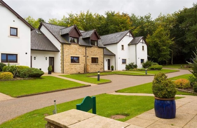 TROUTBECK - WHITBARROW VILLAGE, family friendly, with pool in Penrith