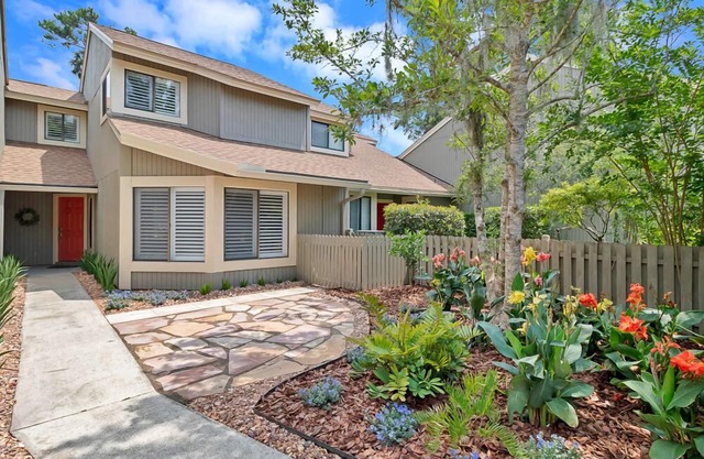 ¡¡Nuevo listado!! Condominio tranquilo de 2 habitaciones con vista al agua en TPC Sawgrass