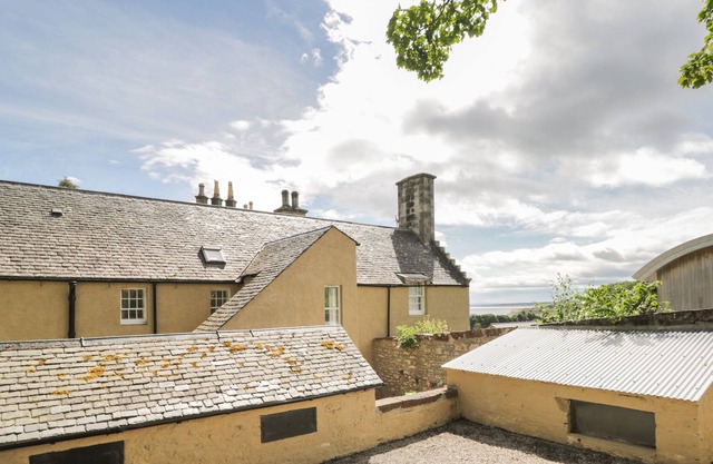 TWEED, family friendly, character holiday cottage in Golspie