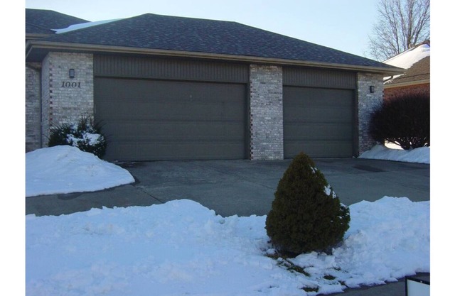 Twin bedroom Suite with private bath