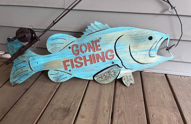 TWIN PINES Toledo Bend Camp with plenty of boat parking in quiet neighborhood