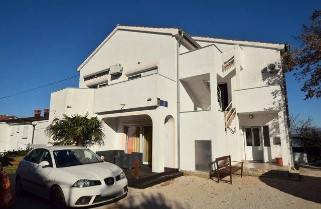 Apartamento para dos personas con un balcon Vantacici, Krk (A-22765-a)