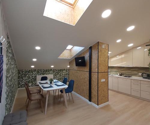 Two-Bedroom Apartment near Forum Lviv