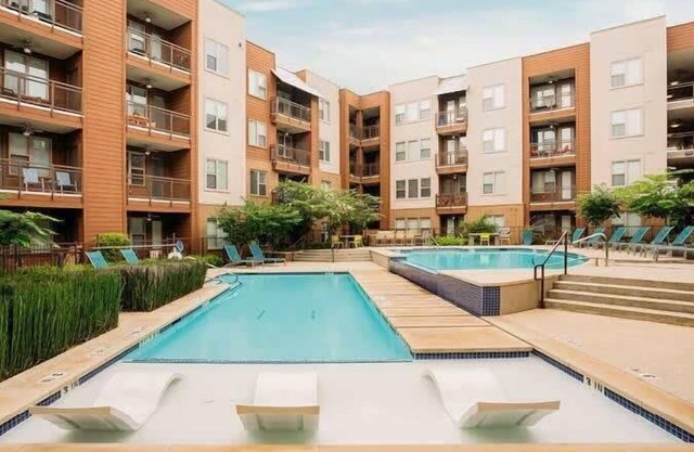 TWO Classy SoCo CozySuites w/ 2 Pools!