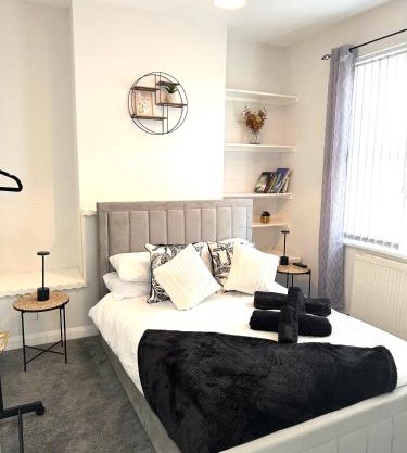 Ty Noah- Newly Refurbished Home In The Heart Of Pembrokeshire