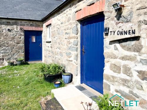 Ty Onnen - A Beautiful Rural Escape in St Davids