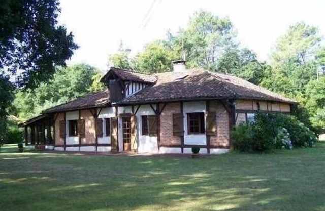Absoluta calma en una casa típica de las Landas