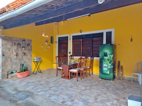 Um paraíso no fim da rua