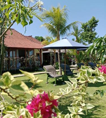 Uma Desa - Surf And Stay Medewi