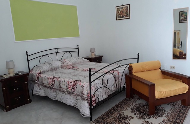 Villa Teresa con vistas al Vesubio.