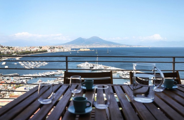 Una Terrazza sul Golfo di Napoli by Wonderful Italy