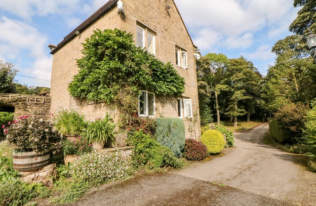 Underbank Hall Cottage, STOCKSBRIDGE