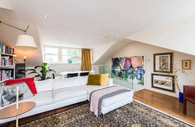 Unique 2bed flat in iconic Portobello Rd w terrace