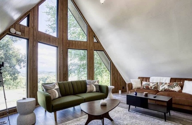 Unique 4Bed/3Bath A-Frame