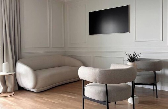 Unique and luxurious 3-room home in historic Kakola - Private Sauna!