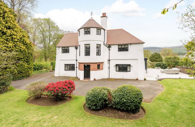 Unique Arts and Crafts Home in Auchterarder