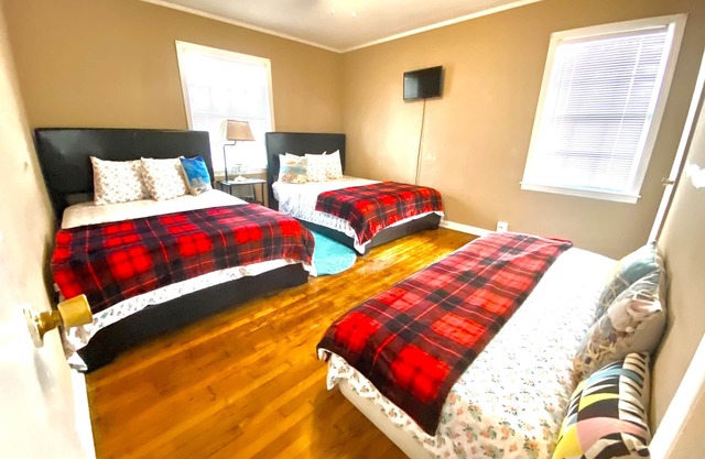 [Lovely🌷home] ❤❤❤5 Camas / Dormir 6 + Sparkling Clean + 50💎Review @ Stockbridge, ATL GA.