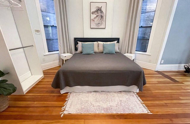 Sunny 2 Bedroom Condo en el corazón de Wrigleyville