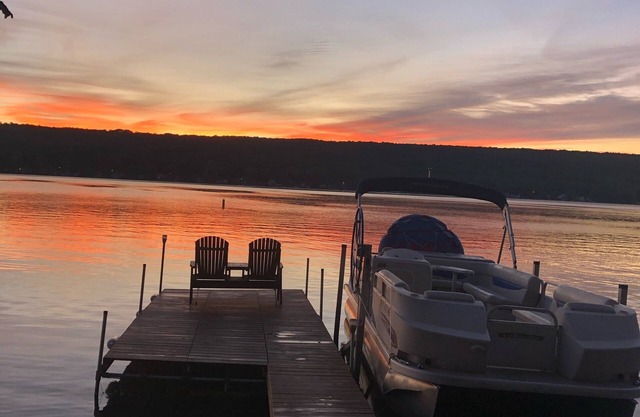 Desenchufe y descansar en El Punto. Para toda la familia, cercanos al histórico Geneseo, NY
