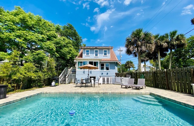 UP TO 2 COTTAGES AVAILABLE, PRIVATE POOL, COURTYARD, STEPS FROM FLAGLER AVE.